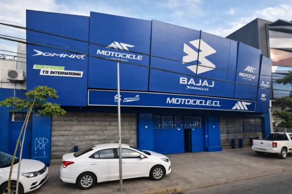 Local Comercial | Calle  Lira |  1.4421 M2 Construidos | Barrio Lira | Santiago